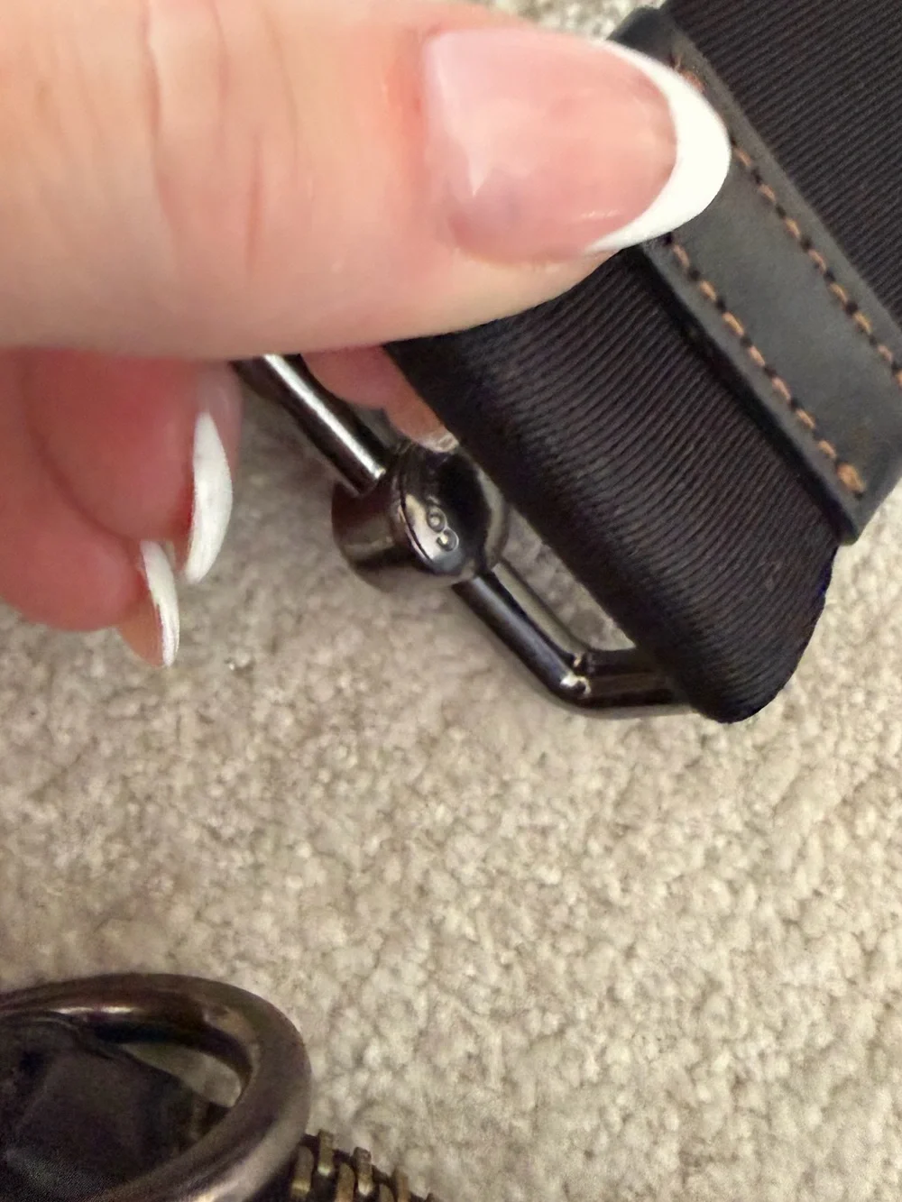 Coach Black Leather Crossbody Messenger Bag with Front Zip strap missing clip